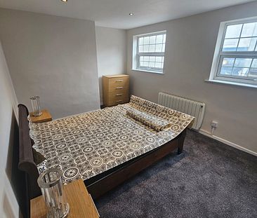 2 Bed - Flat 1, 12-14 Merrion Place, Leeds - LS1 6PQ - Student/Professional - Photo 4