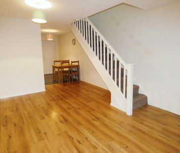 2 bedroom end of terrace house to rent - Photo 1