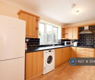 1 bedroom in a house share to rent - Photo 6