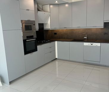 Studio Flat, Plough Lane, SW19 - Photo 1