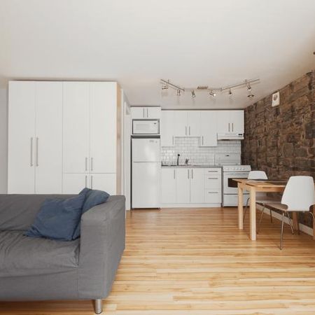 Loft entièrement meublé à louer Vieux-Québec juillet 2026 - Photo 3