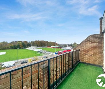 1 bedroom flat to rent - Photo 6