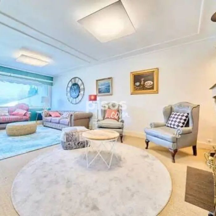 Casa adosada en alquiler en Mendizorrotza - Foto 1