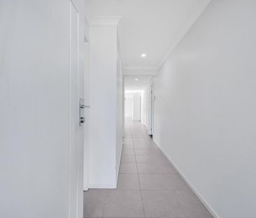 Beautiful Family Home in Prime Strathtulloh Location! - Photo 5