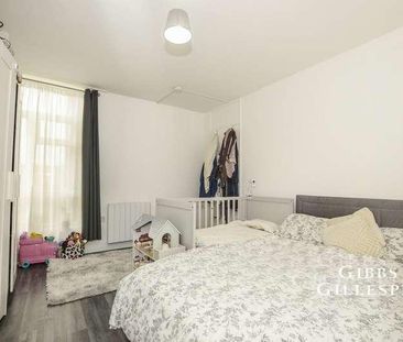 Churchill Place, Harrow, HA1 - Photo 4