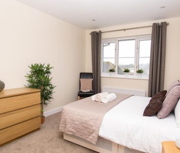 2 bedroom flat to rent - Photo 4