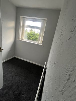 3 Bed Detached House, Middleton Road, LS10 - Photo 1