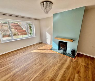 3 bedroom terraced house to rent - Photo 3