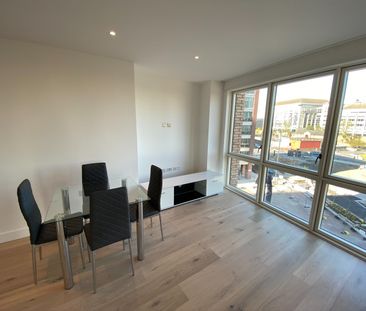 2 Bed Flat, Royal Captain Court, E14 - Photo 5
