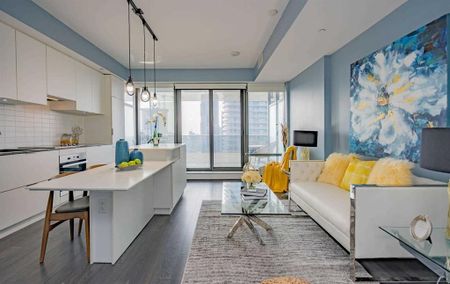 For Lease - 5 St Joseph Street Unit# 3703, Toronto, Ontario - Photo 4