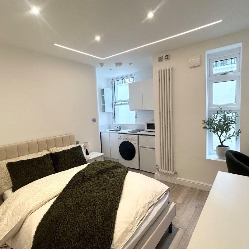 Holland Road, London - Photo 1