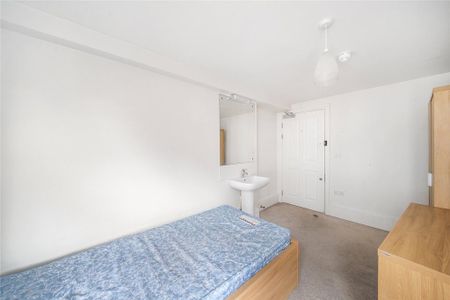 Property to rent - Photo 4