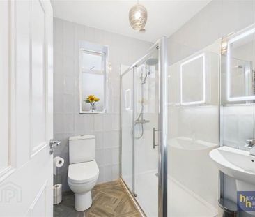 1 The Old Bank Building, 1 Great Georges Street, Warrenpoint, Newry... - Photo 6