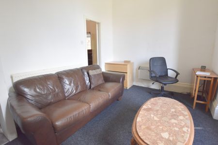 1 Bedroom Flat - Photo 4