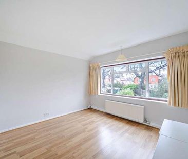 Esher Avenue, Walton On Thames, Surrey, KT12 - Photo 6