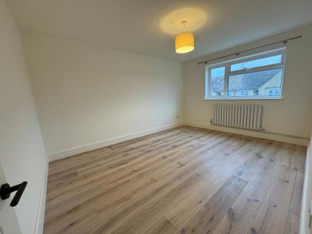 2 bedroom semi-detached house to rent - Photo 4