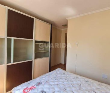 Apartamento com 2 dormitórios, sendo 1 suíte, e 1 vaga de garagem n... - Foto 1