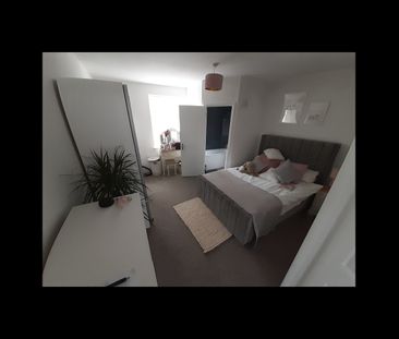 1 Bed Flat, Hayward Road, BS5 - Photo 1