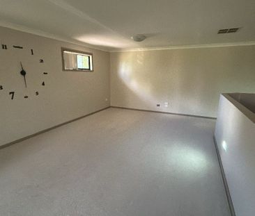 Private Estate Amaroo Area - Photo 6