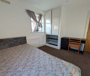 Station Road (Room 2), Beeston, NG9 2AZ - Photo 5