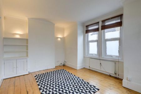 3 bedroom end of terrace house to rent - Photo 3