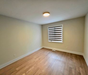 For Lease - 6438 SUNSHINE Common, Niagara Falls, Ontario - Photo 2