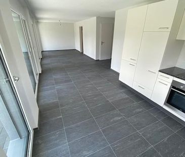 4,5-Zimmerwohnung mit grosser Terrasse und Bergsicht zu vermieten - Photo 2