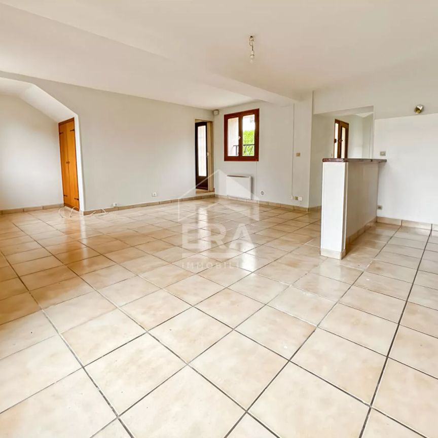 location maison avec stationnement et garage - Photo 1