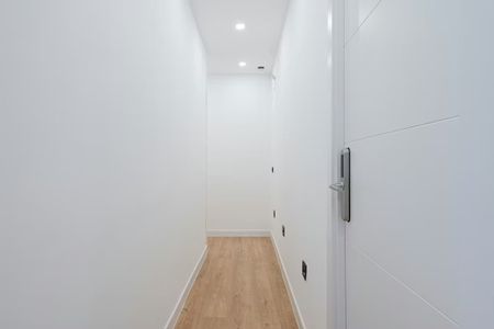 Calle del Arenal, Madrid, Community of Madrid 28013 - Photo 3