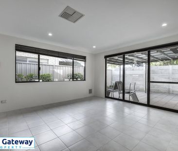 14/2 Twilight Mews, AUBIN GROVE WA 6164 - Photo 3