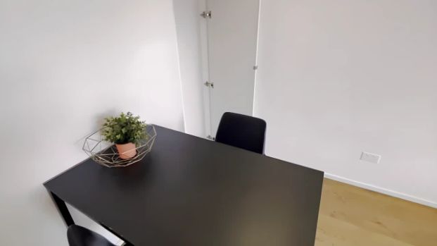 1 bed 1 bath - Photo 1