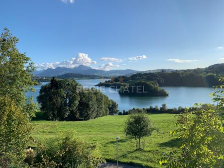 Lovely chalet with stunning lake views - Photo 5