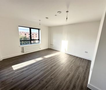 2 bedroom apartment to rent - Photo 2