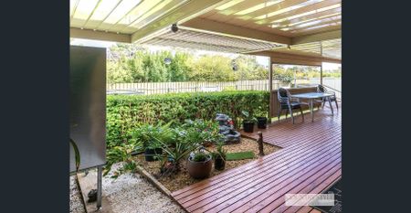 Great Family Home - Photo 2