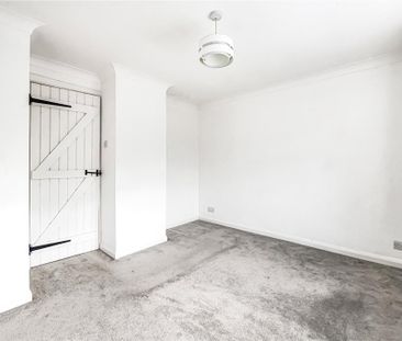 1 bedroom end of terrace house to rent - Photo 1