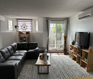 Spacieux Condo Lumineux 2 Chambres - Photo 2