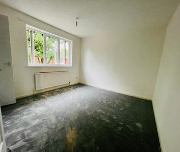 3 Bed Terraced House, Fernleigh Drive, M16 - Photo 5