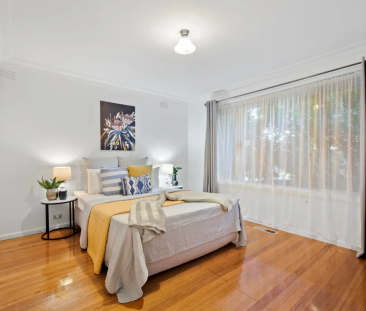 A Warm and Welcoming Family Home in the Heart of Ferntree Gully - Photo 5