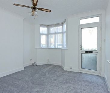 Cowper Road, Sittingbourne, Kent, ME10 - Photo 1