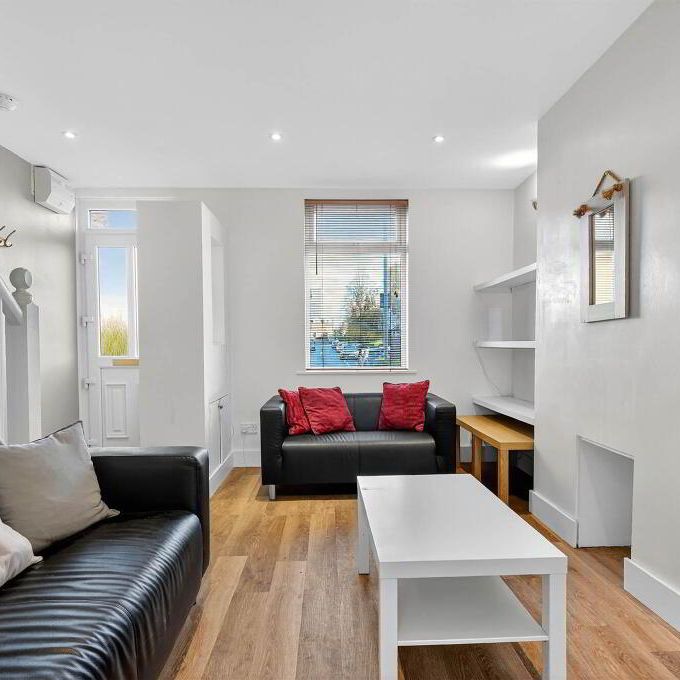 4 Ashley Drive, Belfast, BT9 7BE - Photo 1