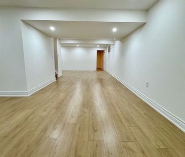 For Lease - 8 Devins Drive Unit# Basement, Aurora, Ontario - Photo 4