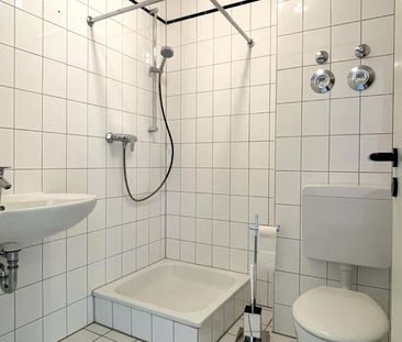 Modernisierte 2-Zimmer-Wohnung mit SW-Balkon! - Foto 1