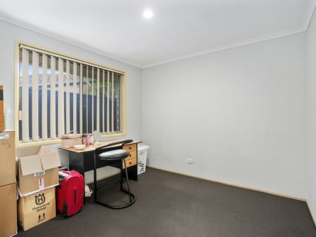 SPACIOUS FAMILY HOME!!! - Photo 2