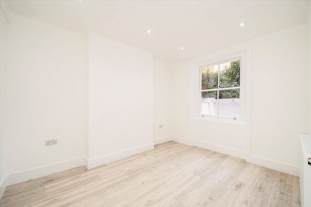 Greenside Road, W12, London - Photo 2