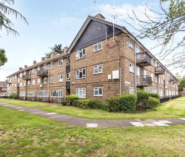 Normanhurst, Ashford, Spelthorne, TW15 2NX - Photo 1