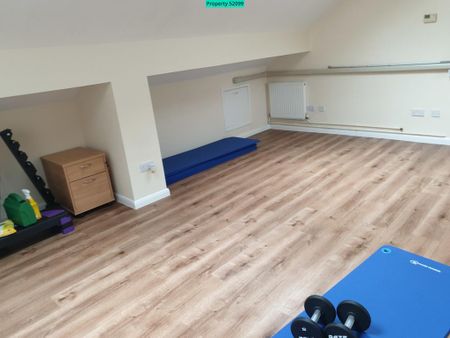 Studio to rent - Photo 4