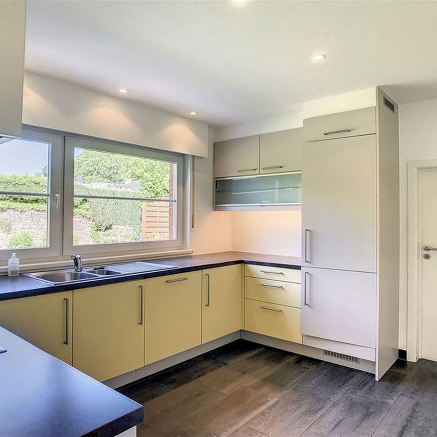 Villa 4 slaapkamers - rustige ligging - prachtige tuin! - Photo 1