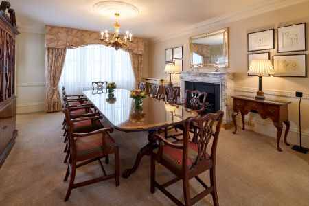 Luxury three-bedroom apartment in Kensington - Photo 3