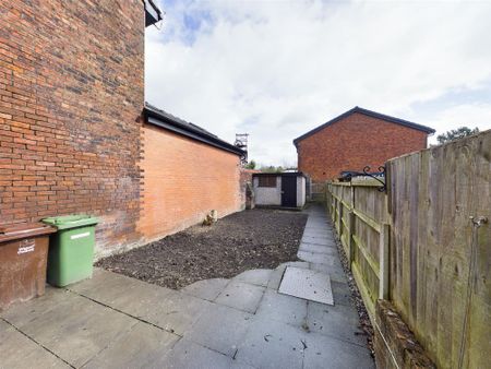 Higher Green Lane, Tyldesley, M29 - Photo 5