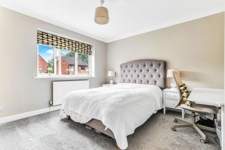 Caudebec Close, Uppingham - Photo 5